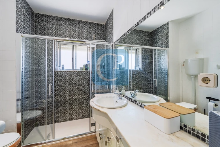 Apartamento T3 para Venda em Mafamude e Vilar do Paraíso Foto 13
