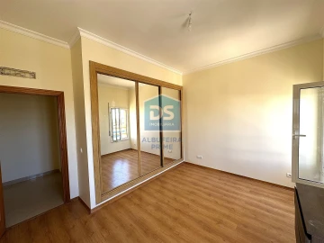 Apartamento T1 para Venda em Boliqueime