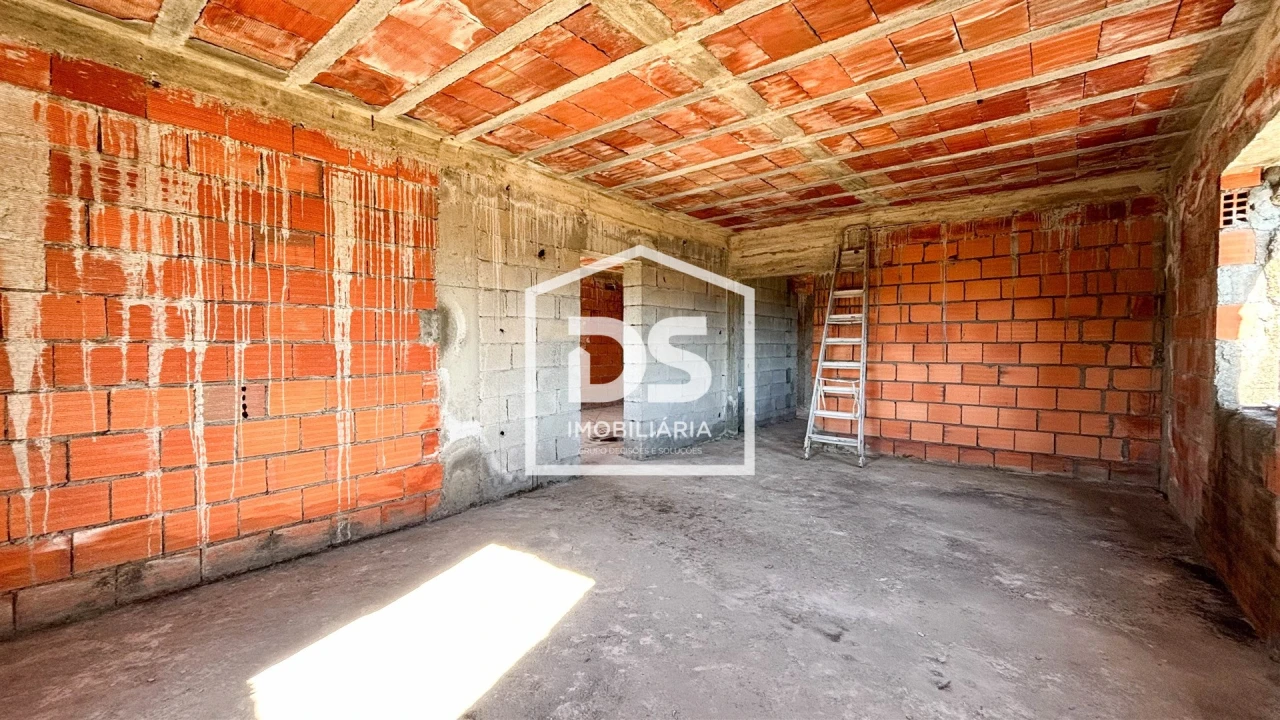 Moradia T3 para Venda em Castelões Foto 19