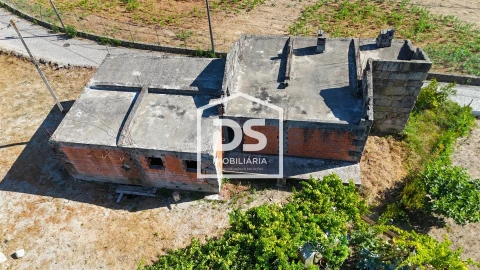 Moradia T3 para Venda em Castelões