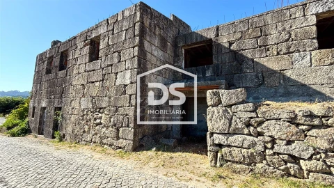 Moradia T3 para Venda em Castelões