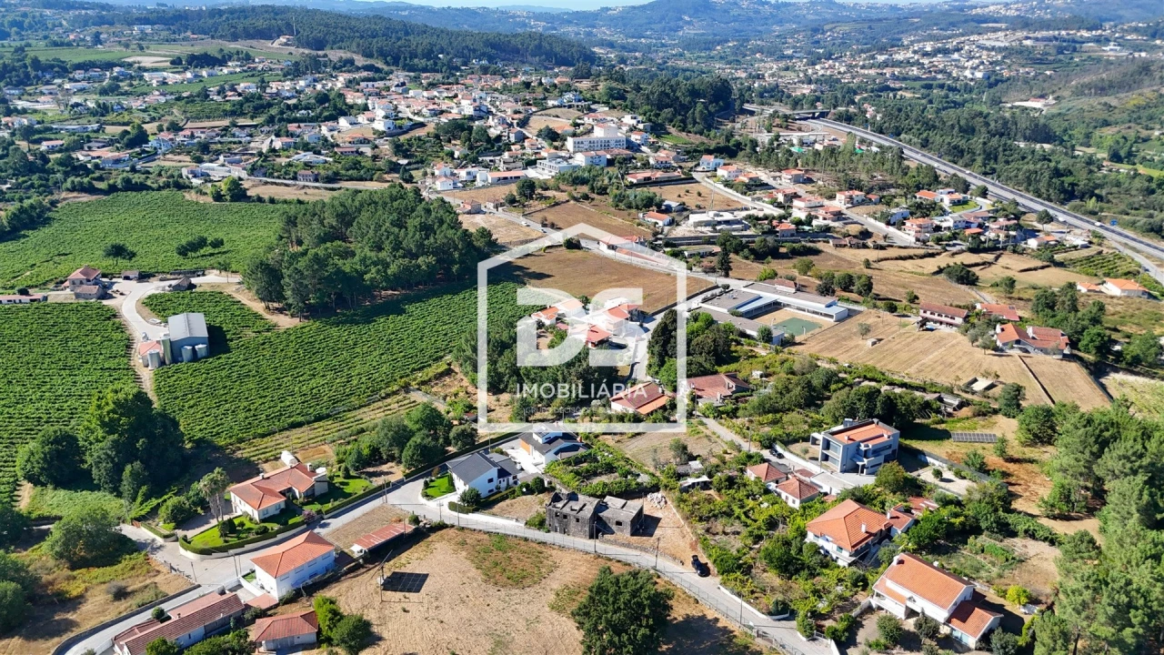 Moradia T3 para Venda em Castelões Foto 13