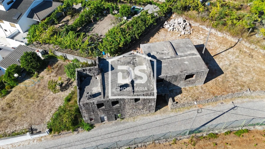 Moradia T3 para Venda em Castelões Foto 6