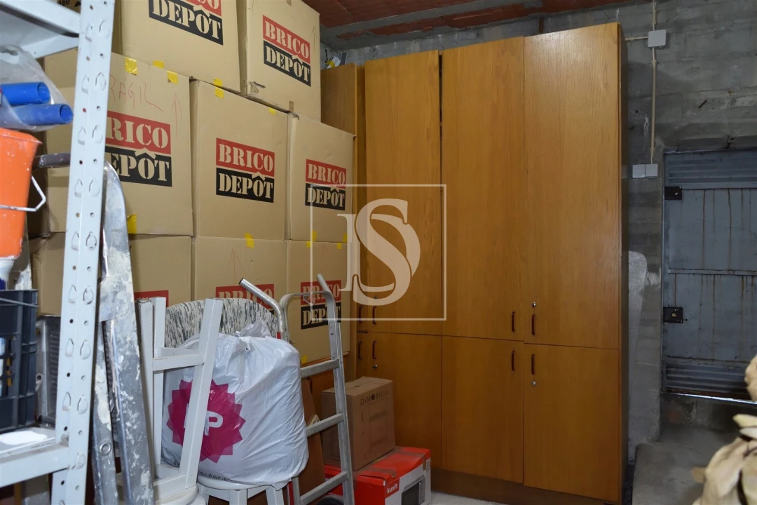 Apartamento T4 para Venda em Santa Marinha e São Pedro da Afurada Foto 25