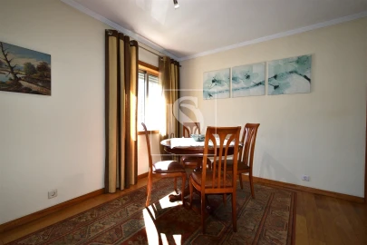 Apartamento T4 para Venda em Santa Marinha e São Pedro da Afurada