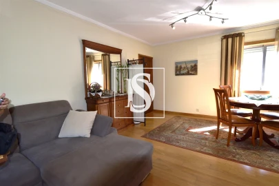 Apartamento T4 para Venda em Santa Marinha e São Pedro da Afurada