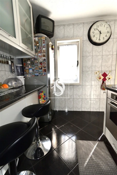 Apartamento T4 para Venda em Santa Marinha e São Pedro da Afurada