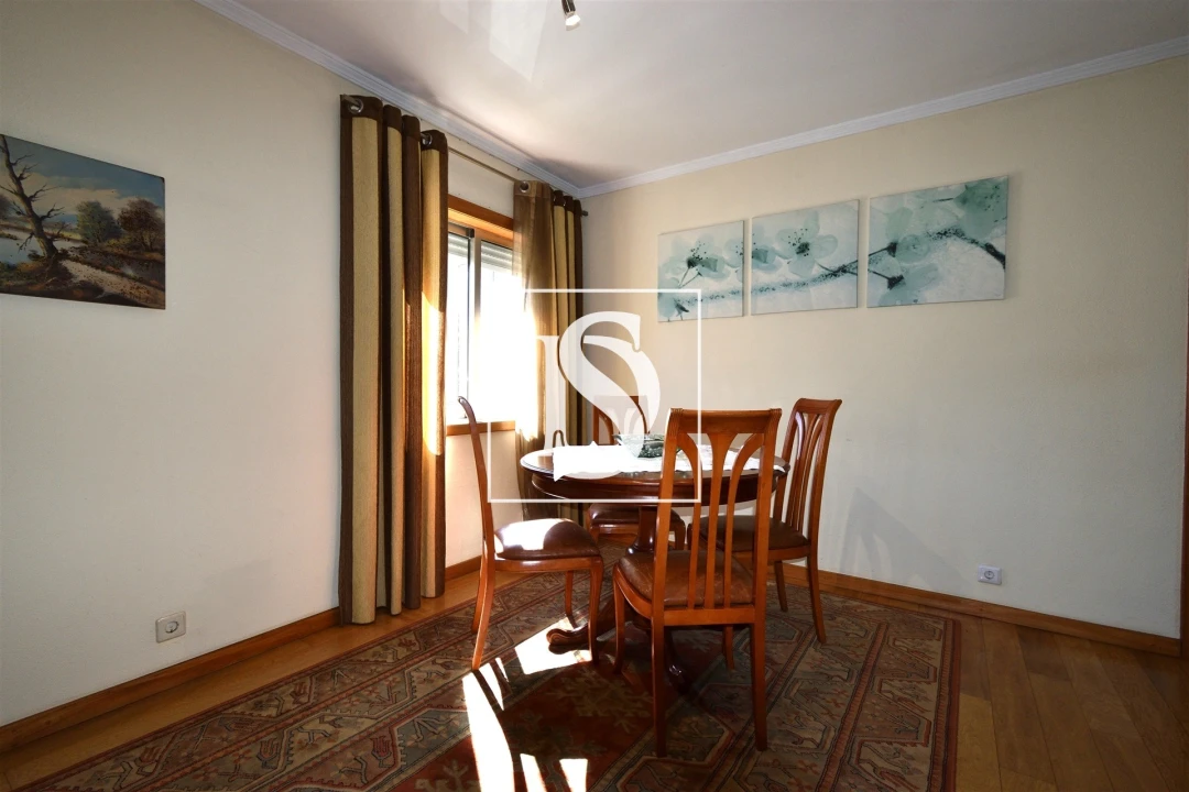 Apartamento T4 para Venda em Santa Marinha e São Pedro da Afurada Foto 5