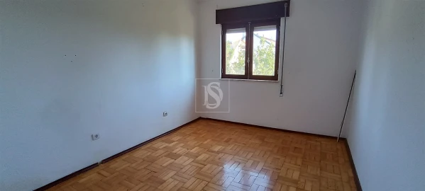 Moradia T3 para Venda em Tortosendo