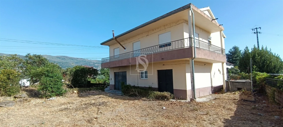 Moradia T3 para Venda em Tortosendo Foto 10
