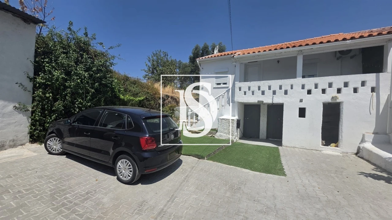 Moradia T3 para Venda em São Vicente da Beira Foto 2