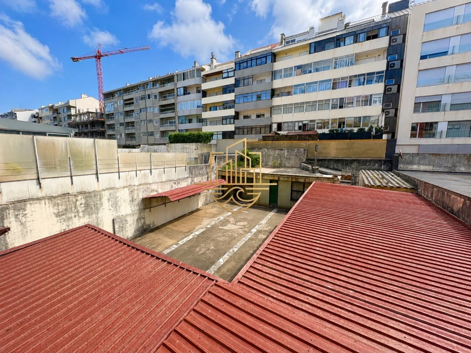 Apartamento T2 para Arrendamento em Aldoar, Foz do Douro e Nevogilde Foto 35