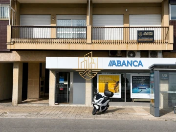 Apartamento T2 para Arrendamento em Aldoar, Foz do Douro e Nevogilde