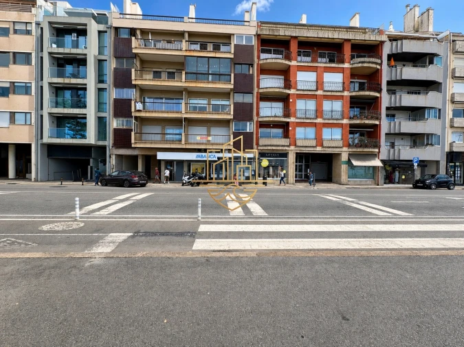 Apartamento T2 para Arrendamento em Aldoar, Foz do Douro e Nevogilde Foto 37