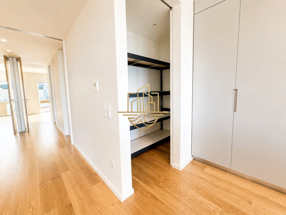Apartamento T2 para Arrendamento em Aldoar, Foz do Douro e Nevogilde Foto 14