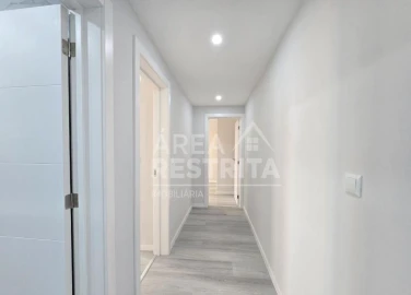 Apartamento T2 para Venda em Corroios