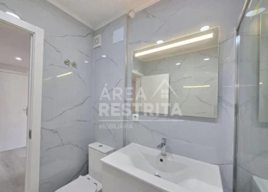 Apartamento T2 para Venda em Corroios