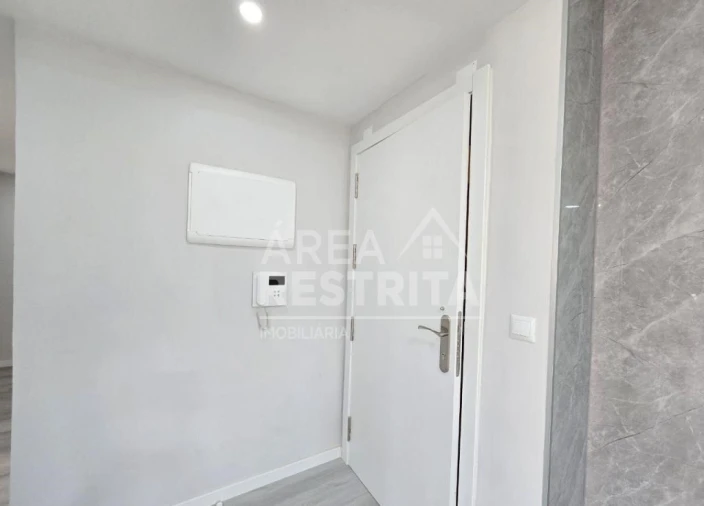 Apartamento T2 para Venda em Corroios Foto 18