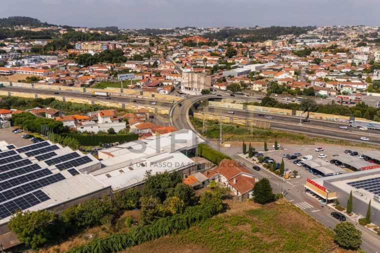Moradia T4 para Venda em Santa Maria de Lamas Foto 43