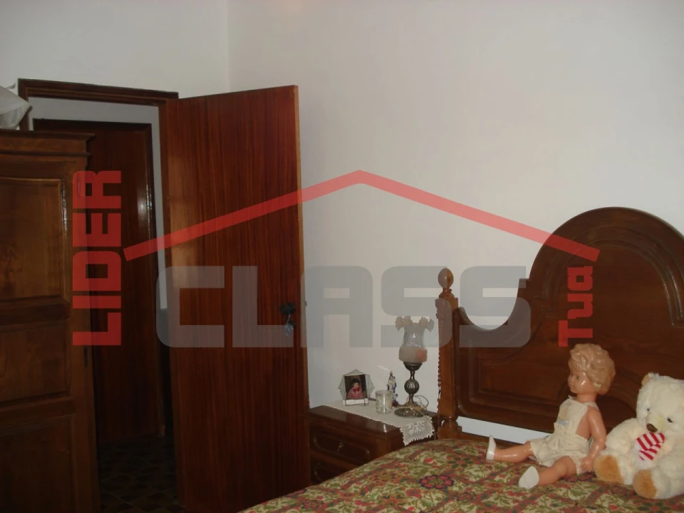 Moradia T3 para Venda em Bouça Foto 19
