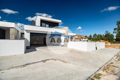 Moradia T3 para Venda em Fatima