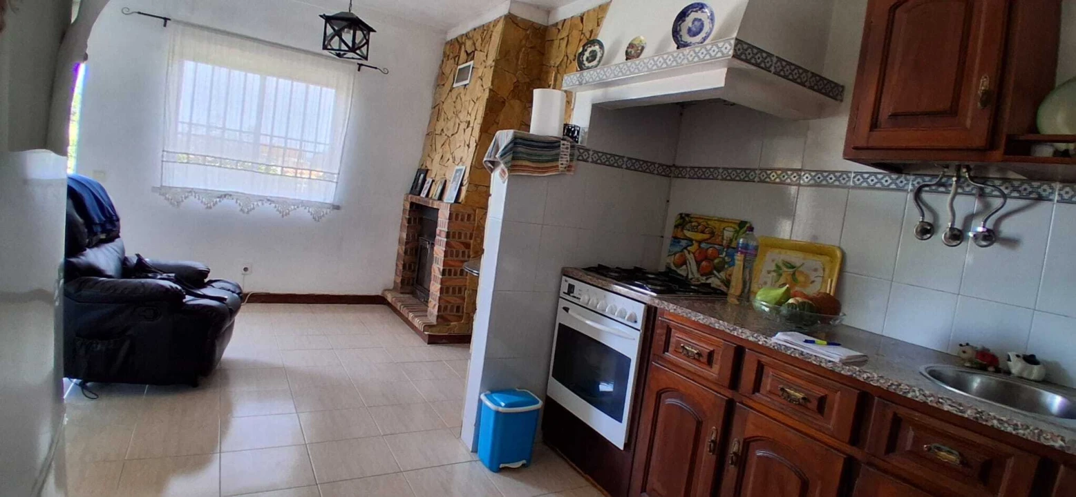 Moradia T4 para Venda em Valada Foto 4
