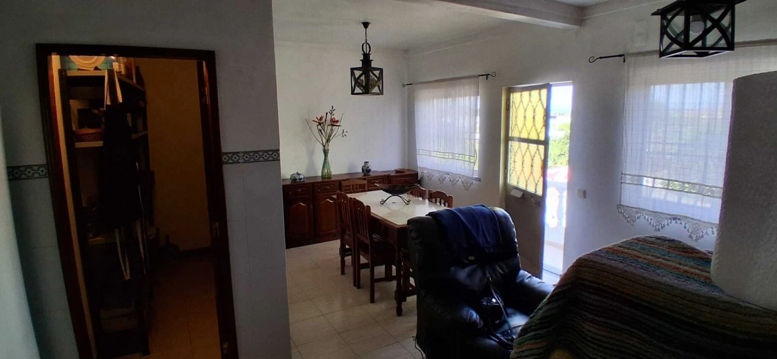 Moradia T4 para Venda em Valada Foto 6