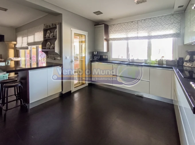Moradia T3 para Venda em Samora Correia Foto 6
