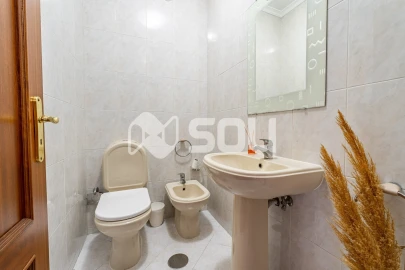 Apartamento T2 para Venda em Mafamude e Vilar do Paraíso