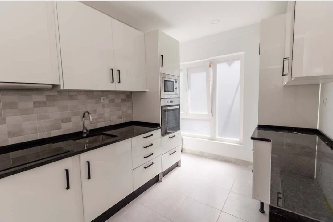 Apartamento T1 para Venda em Camarate, Unhos e Apelação Foto 2