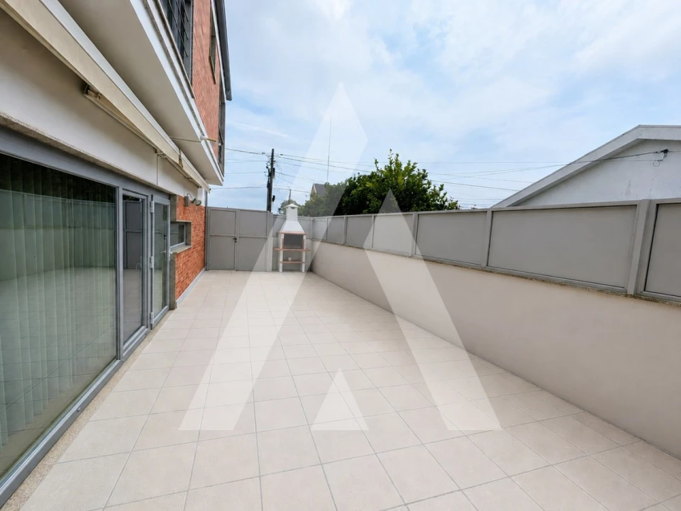 Moradia T4 para Venda em Aradas Foto 62