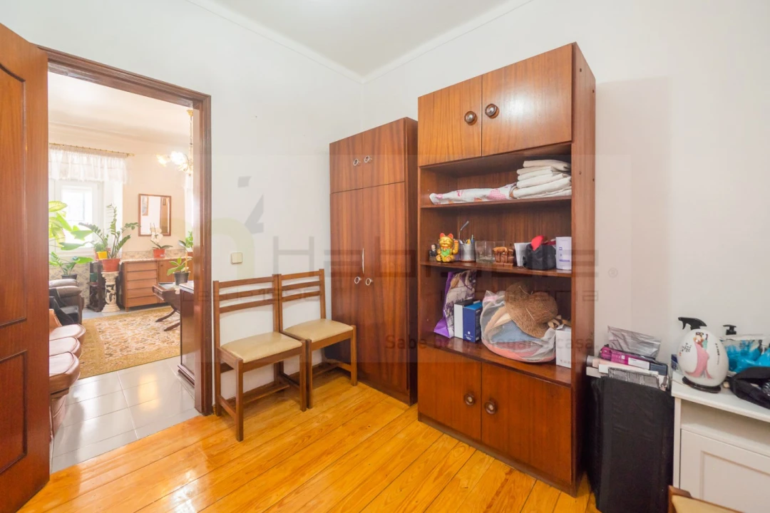 Apartamento T4 para Venda em Misericórdia Foto 11