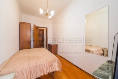 Apartamento T4 para Venda em Misericórdia