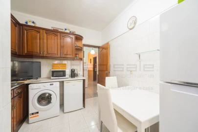 Apartamento T4 para Venda em Misericórdia