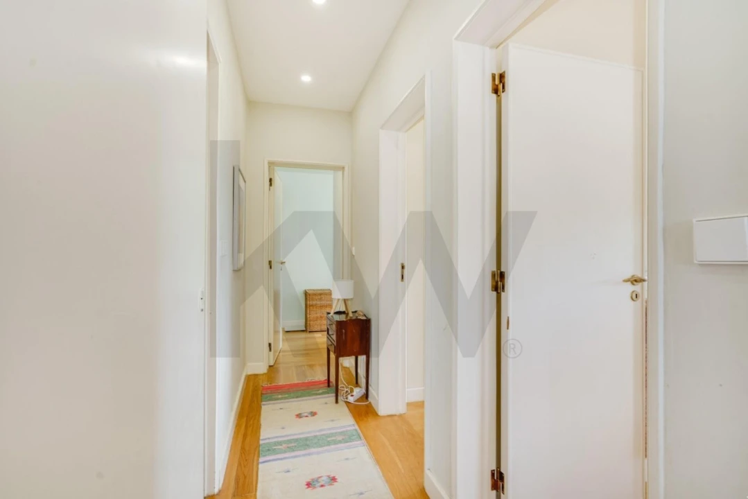 Apartamento T4 para Venda em Benfica Foto 13