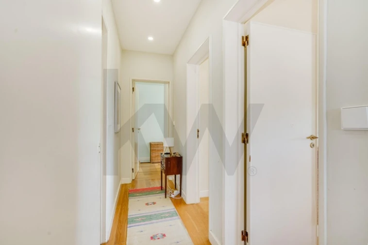 Apartamento T4 para Venda em Benfica Foto 13