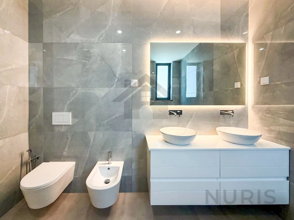 Moradia T4 para Venda em Lagos (São Sebastião e Santa Maria) Foto 22