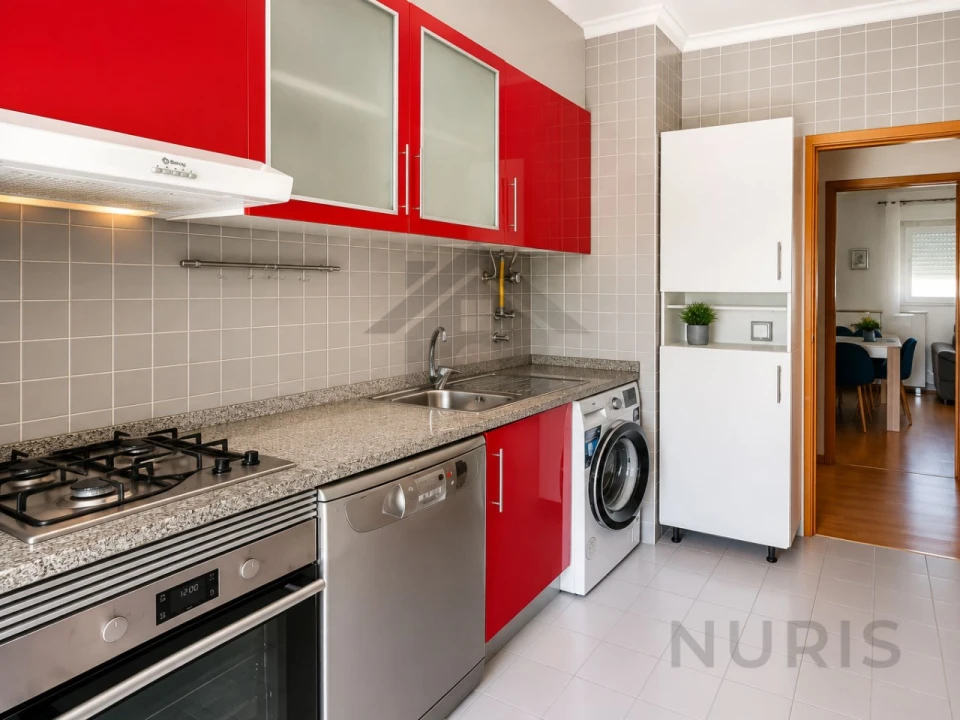 Apartamento T2 para Arrendamento em Portimão Foto 4