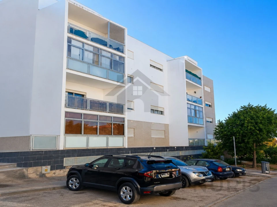 Apartamento T2 para Arrendamento em Portimão Foto 19