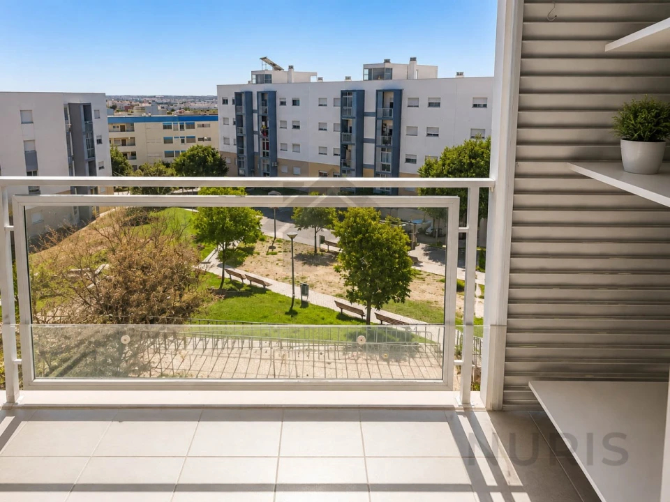 Apartamento T2 para Arrendamento em Portimão Foto 17