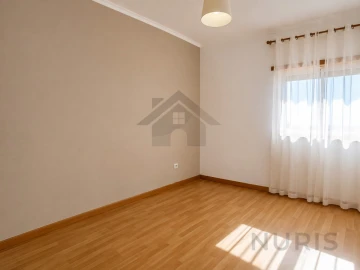 Apartamento T2 para Arrendamento em Portimão
