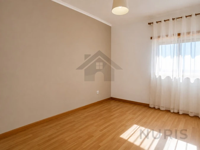 Apartamento T2 para Arrendamento em Portimão Foto 13