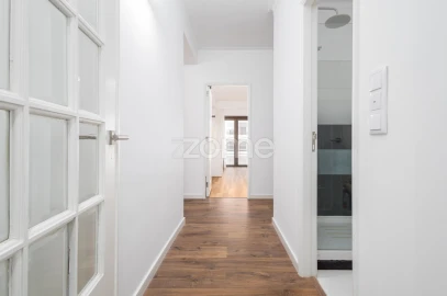 Apartamento T4 para Arrendamento em São Domingos de Rana