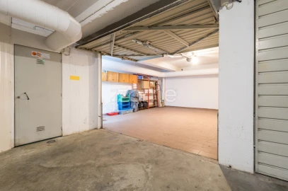 Apartamento T4 para Arrendamento em São Domingos de Rana