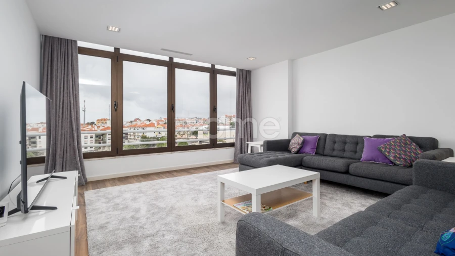 Apartamento T4 para Arrendamento em São Domingos de Rana