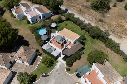 Moradia T3 para Venda em Santa Luzia