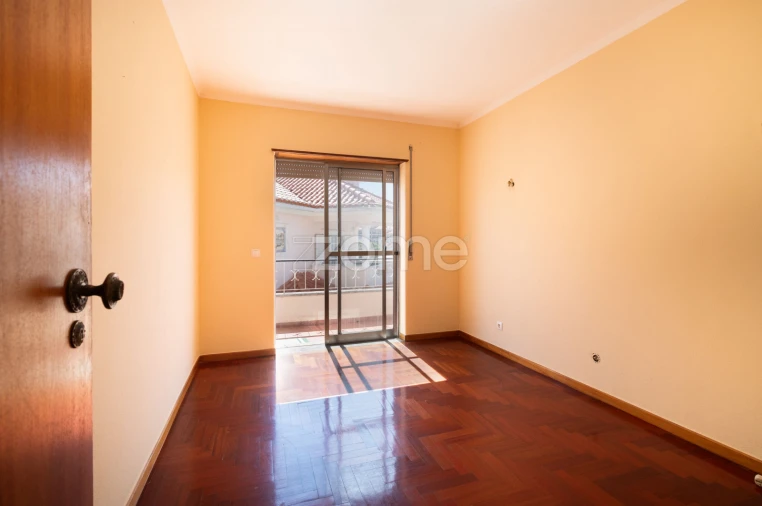 Moradia T5 para Venda em Alcabideche Foto 27