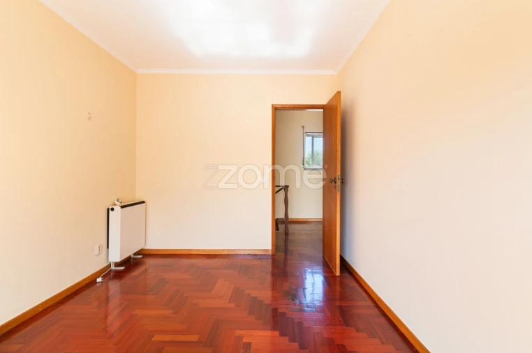 Moradia T5 para Venda em Alcabideche Foto 32