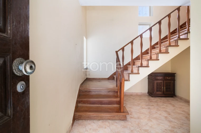 Moradia T5 para Venda em Alcabideche Foto 6