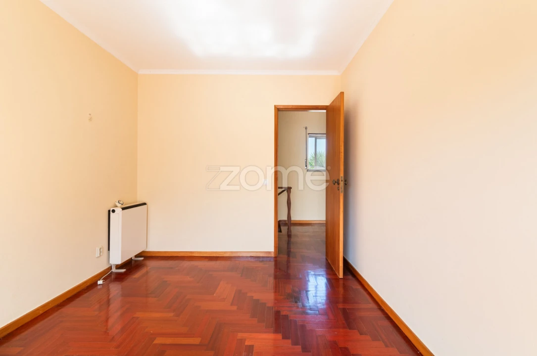 Moradia T5 para Venda em Alcabideche Foto 32